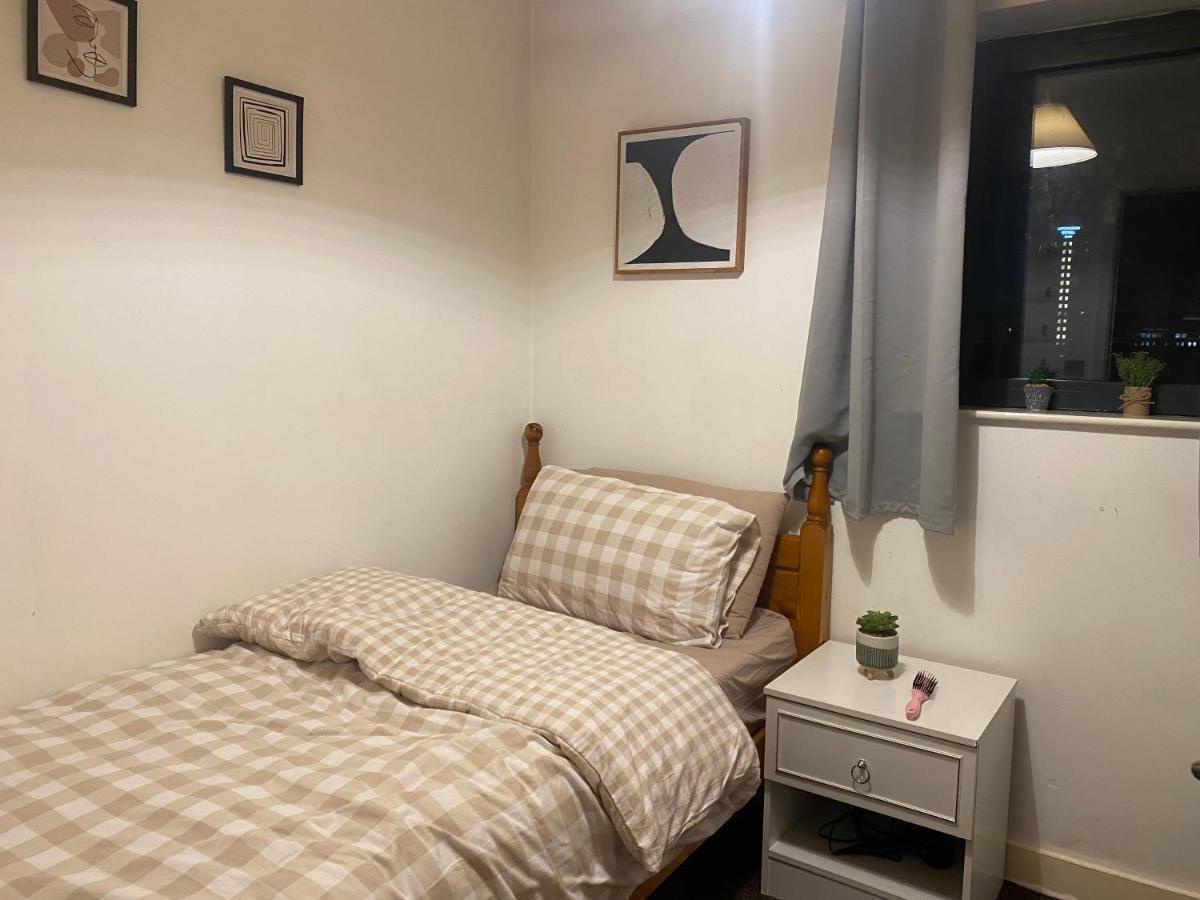 Penthouse Private Room - Top Rated - Great Location Бирмингам Екстериор снимка