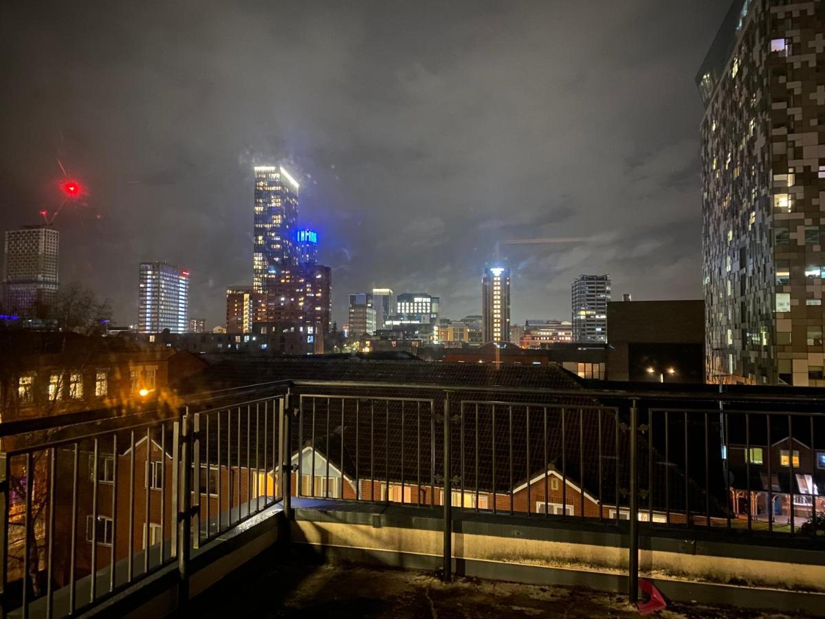 Penthouse Private Room - Top Rated - Great Location Бирмингам Екстериор снимка